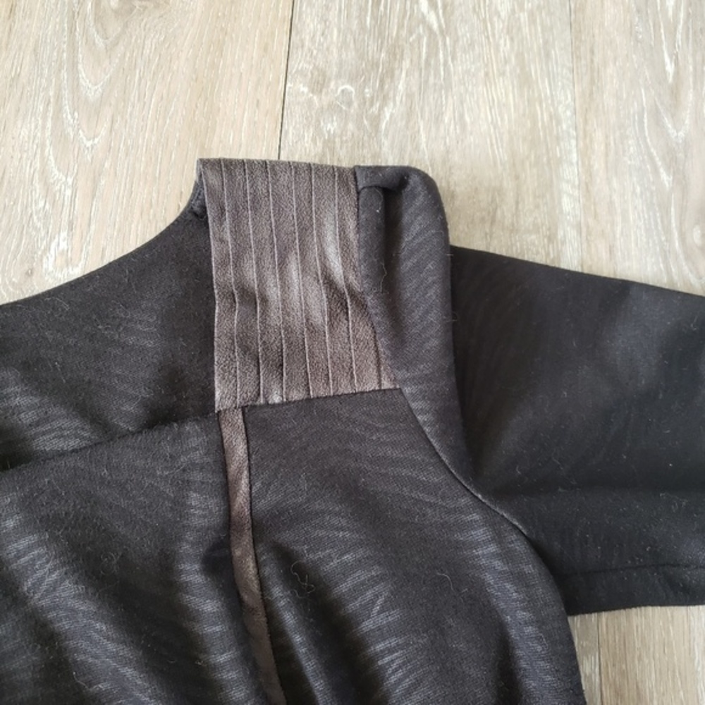 Donna‎ Morgan leather striping black dress Size 8 - Picture 5 of 8